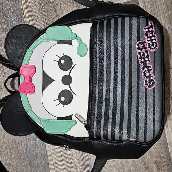 Loungefly Gamer Girl Disney Backpack - Picture 4 of 13